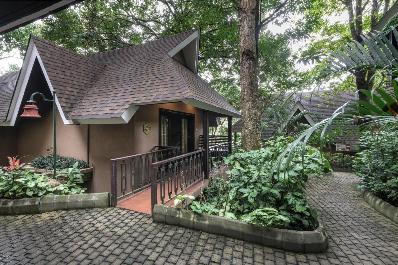 Hotel Club Mahindra Thekkady Exterior foto