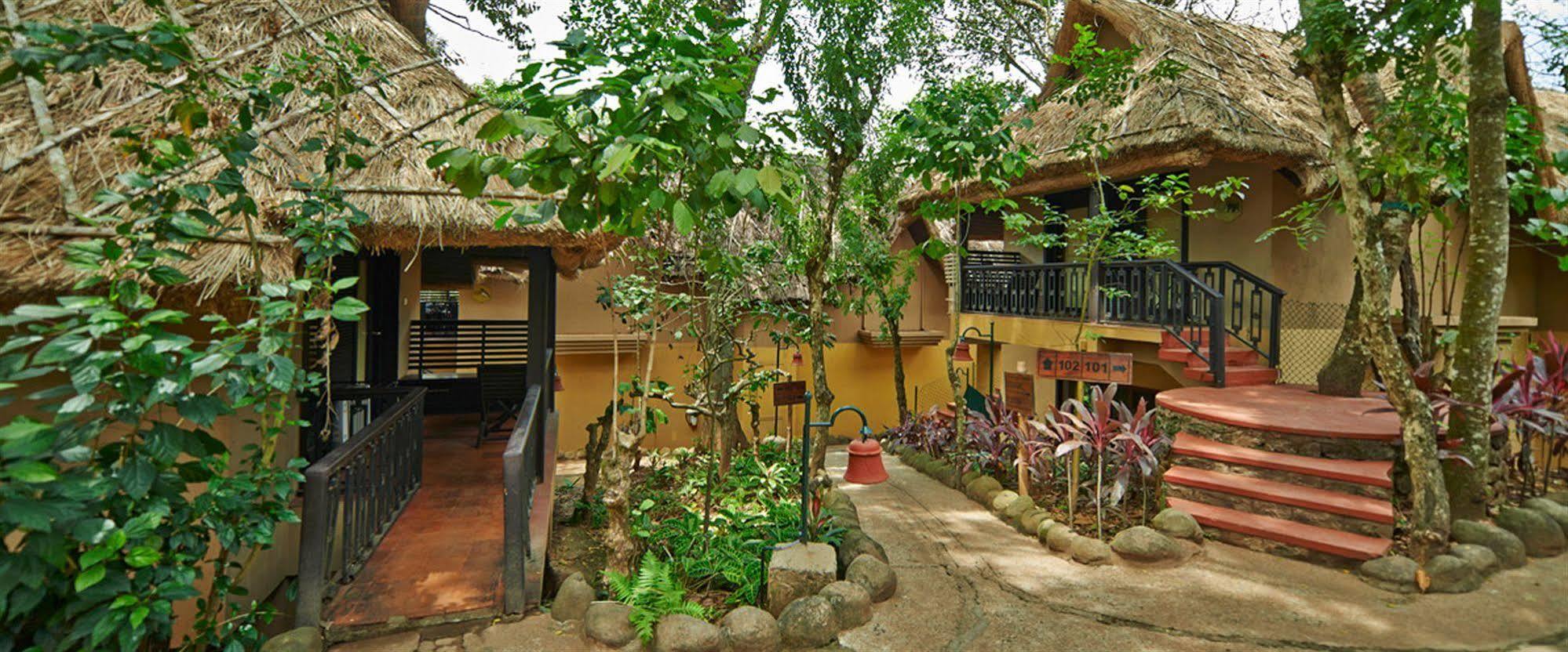 Hotel Club Mahindra Thekkady Exterior foto