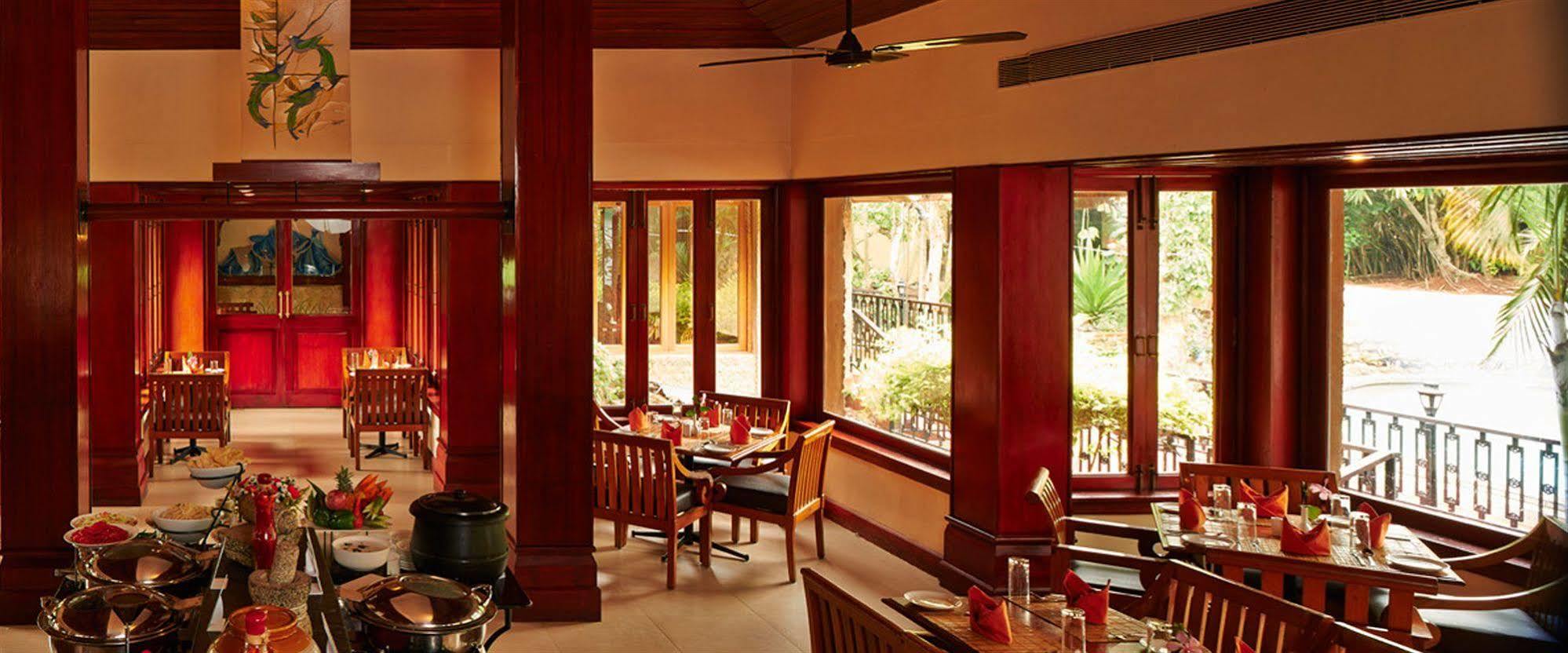 Hotel Club Mahindra Thekkady Exterior foto